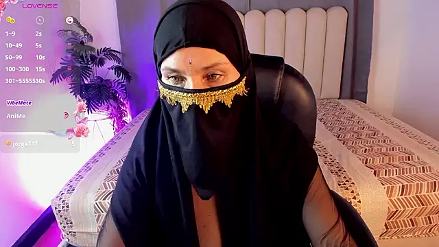 Snapshot of Latifa_ali chatting on 02-19-26, 01:24 Latifa ali online show from 02-19-26, 01:24