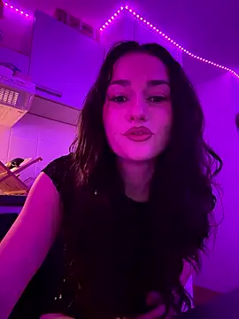 claraaaa06 online show from 01-18-26, 08:34