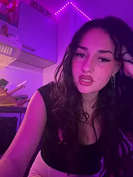 claraaaa06 online show from 02-08-26, 10:29