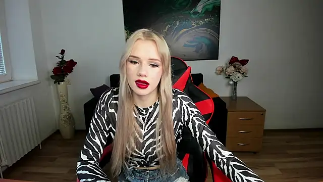 Snapshot of Stacy_Western chatting on 02-06-26, 12:56 Stacy Western online show from 02-06-26, 12:56