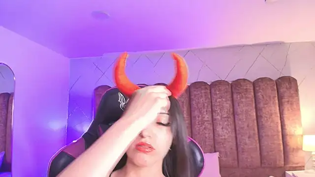 ShadowLune online show from 04-04-26, 07:42