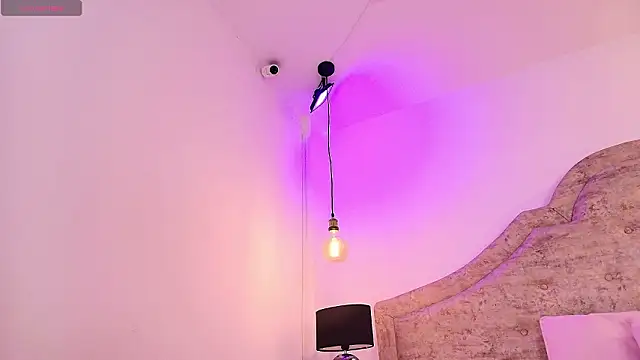 Snapshot of ShadowLune chatting on 02-06-26, 07:32 ShadowLune online show from 02-06-26, 07:32