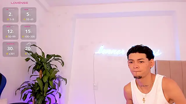 LennerCollins  online show from 07-23-26, 06:15
