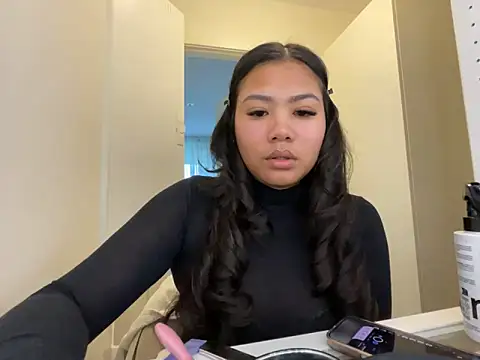 TitiTinyThai online show from 04-07-26, 03:14