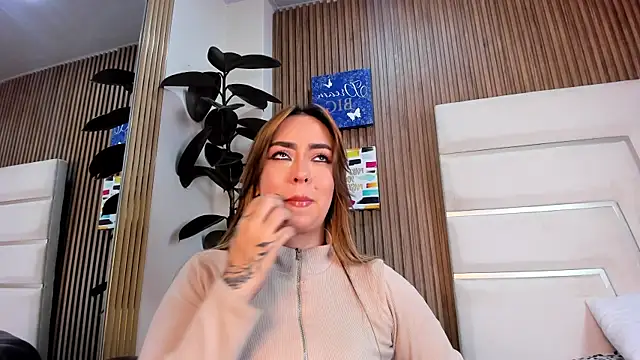 Xara Shadow online show from 02-27-26, 10:42