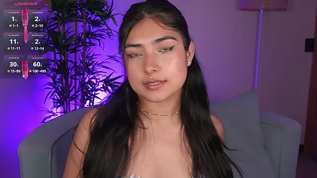 Snapshot of Samai_3 chatting on 05-10-26, 03:21 Samai 3 online show from 05-10-26, 03:21