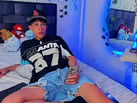 Adam hottie online show from 04-10-26, 02:29