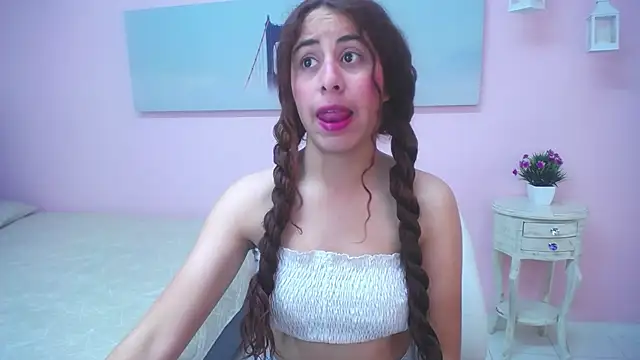 scarlett clyde online show from 03-28-26, 12:28