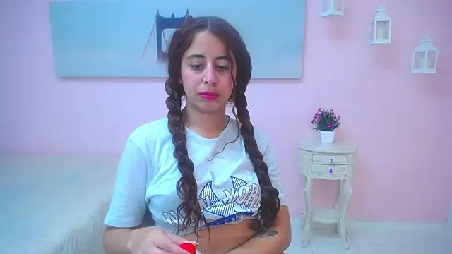 scarlett clyde online show from 04-01-26, 12:39