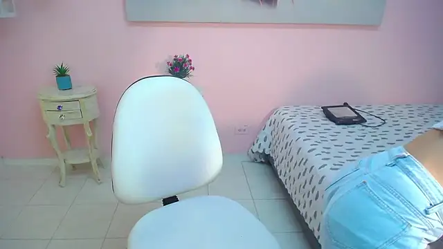 scarlett clyde online show from 02-28-26, 12:27