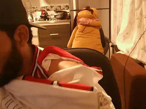 Snapshot of ELARKIMAN chatting on 03-04-26, 06:43 ELARKIMAN online show from 03-04-26, 06:43