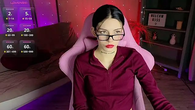 Snapshot of Kelly__Bunny chatting on 02-28-26, 05:40 Kelly Bunny online show from 02-28-26, 05:40