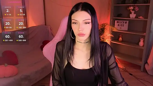 Snapshot of Kelly__Bunny chatting on 06-02-26, 06:02 Kelly Bunny online show from 06-02-26, 06:02