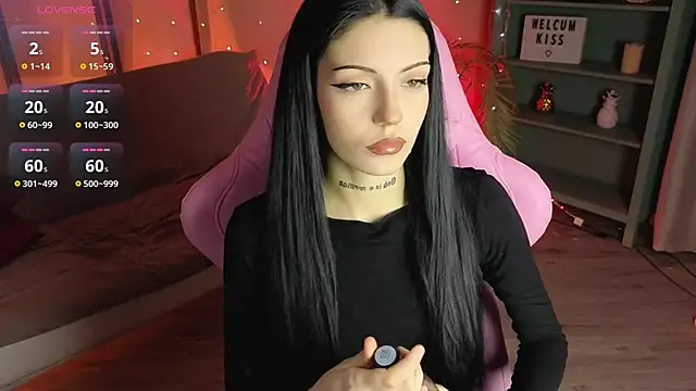 Snapshot of Kelly__Bunny chatting on 02-26-26, 10:26 Kelly Bunny online show from 02-26-26, 10:26