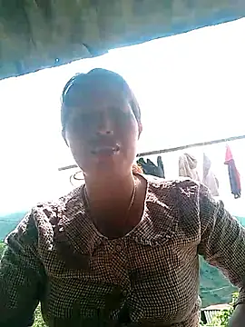 Gummiesu online show from 03-22-26, 06:37