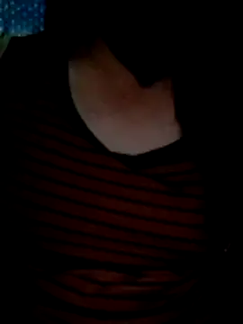Snapshot of Gummiesu chatting on 06-03-26, 06:12 Gummiesu online show from 06-03-26, 06:12