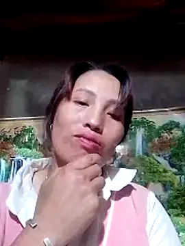 Snapshot of Gummiesu chatting on 05-09-26, 01:47 Gummiesu online show from 05-09-26, 01:47