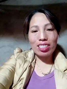 Gummiesu online show from 03-14-26, 07:42