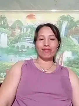 Snapshot of Gummiesu chatting on 05-06-26, 11:47 Gummiesu online show from 05-06-26, 11:47