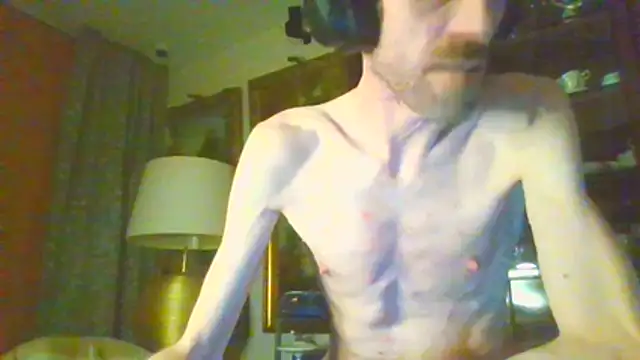 Snapshot of BlnAktivGay chatting on 02-17-26, 01:25 BlnAktivGay online show from 02-17-26, 01:25