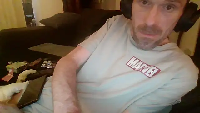 Snapshot of BlnAktivGay chatting on 01-15-26, 09:23 BlnAktivGay online show from 01-15-26, 09:23