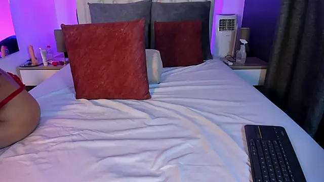 Seliinna-Kyle online show from 01-17-26, 05:44