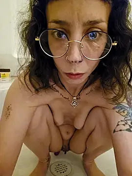 xxEMMxxx online show from 02-25-26, 07:19