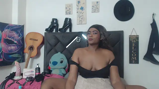 Natashabella    online show from 07-18-26, 10:07
