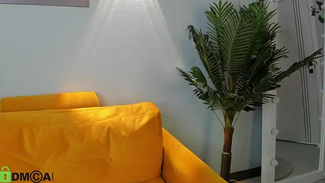 Celine Coello online show from 02-04-26, 04:07