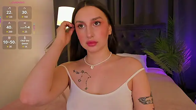 Snapshot of Celine_Coello chatting on 05-20-26, 08:39 Celine Coello online show from 05-20-26, 08:39