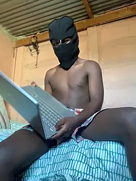 Snapshot of taitaimont chatting on 02-16-26, 10:14 taitaimont online show from 02-16-26, 10:14