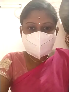 Snapshot of Tamil_Nathiya1 chatting on 02-22-26, 04:26 Tamil Nathiya1 online show from 02-22-26, 04:26