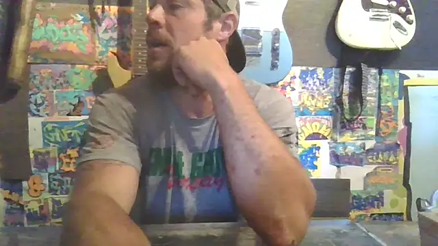 Snapshot of unknowner123 chatting on 07-10-26, 01:44 unknowner123 online show from 07-10-26, 01:44