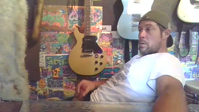 Snapshot of unknowner123 chatting on 06-28-26, 03:40 unknowner123 online show from 06-28-26, 03:40