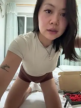 ruanruan05 online show from 03-18-26, 02:30