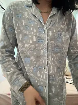 ruanruan05 online show from 02-10-26, 01:37