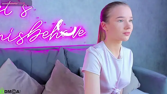 Nicole Vasquez online show from 03-04-26, 09:28