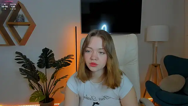 Kiss Moon online show from 02-24-26, 07:04