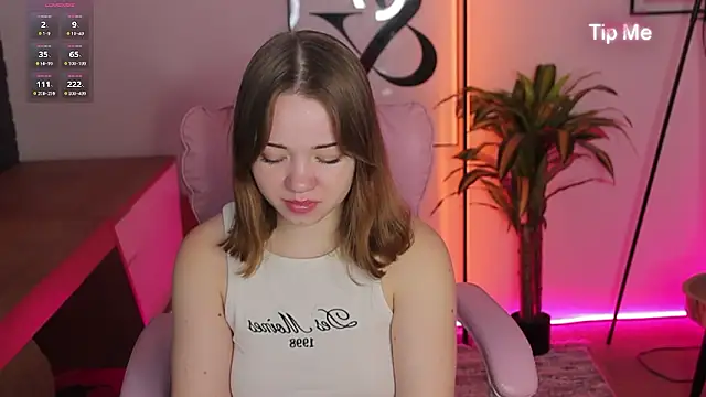 Kiss Moon online show from 02-28-26, 01:00