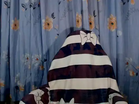 pinay mayahiga online show from 04-15-26, 05:17