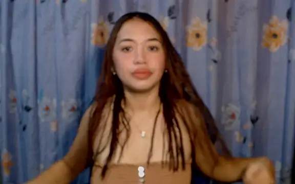 pinay mayahiga online show from 04-04-26, 05:14