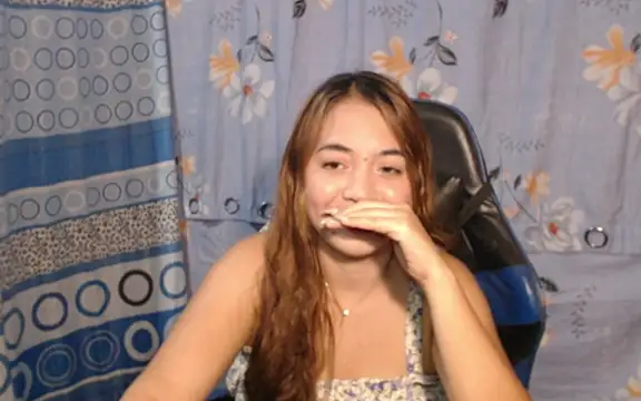 pinay mayahiga online show from 03-04-26, 02:36