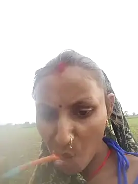 Snapshot of Juli_rathore chatting on 07-16-26, 01:46 Juli rathore online show from 07-16-26, 01:46