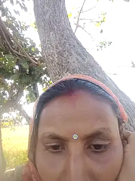 Snapshot of Juli_rathore chatting on 03-01-26, 04:23 Juli rathore online show from 03-01-26, 04:23