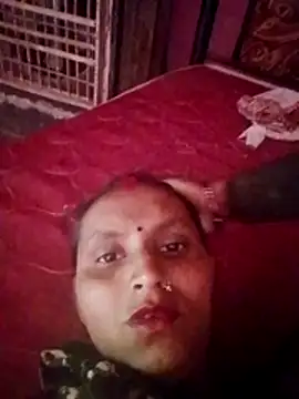Snapshot of Juli_rathore chatting on 04-23-26, 06:53 Juli rathore online show from 04-23-26, 06:53