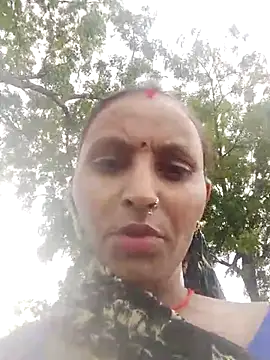 Snapshot of Juli_rathore chatting on 07-13-26, 05:40 Juli rathore online show from 07-13-26, 05:40