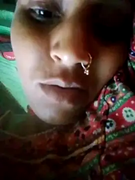 Snapshot of Juli_rathore chatting on 06-27-26, 12:05 Juli rathore online show from 06-27-26, 12:05