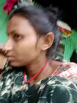 Snapshot of Juli_rathore chatting on 07-22-26, 01:40 Juli rathore online show from 07-22-26, 01:40