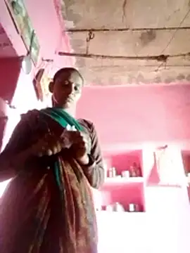 Snapshot of Juli_rathore chatting on 02-26-26, 02:55 Juli rathore online show from 02-26-26, 02:55