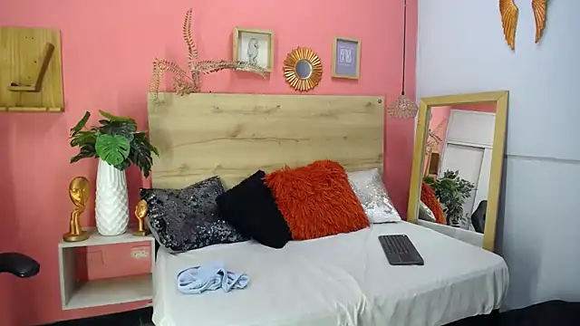 maria Turner1 online show from 04-05-26, 01:34